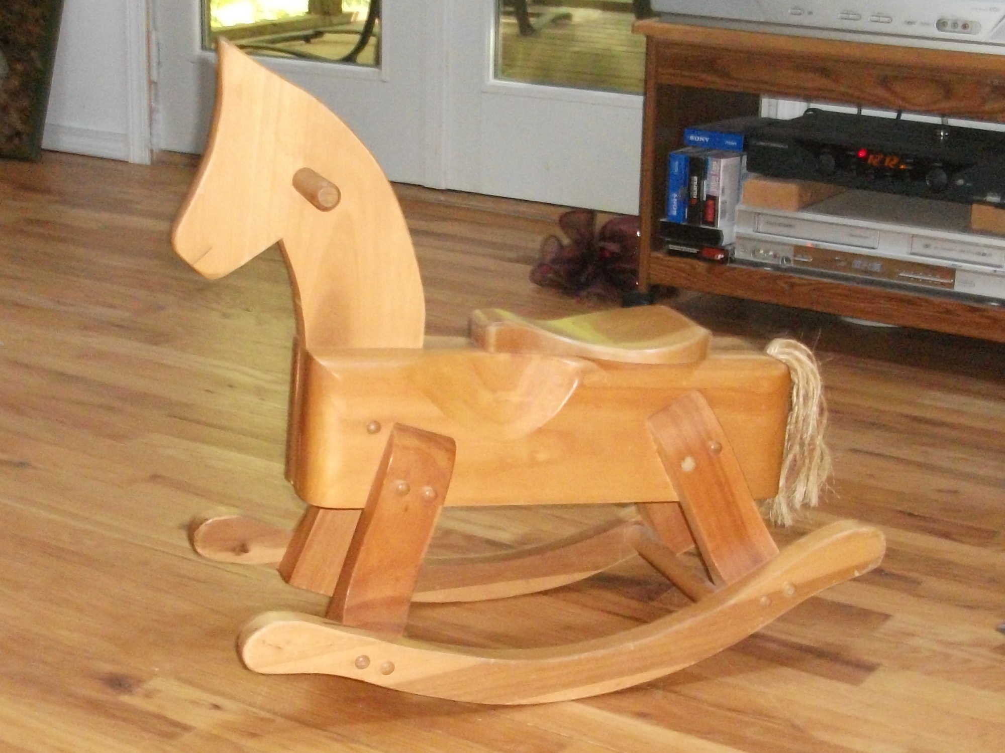 rocking_horse_2